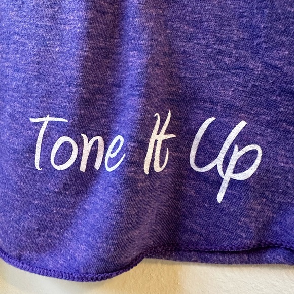 TIU Sweating for the Wedding - Picture 3 of 3